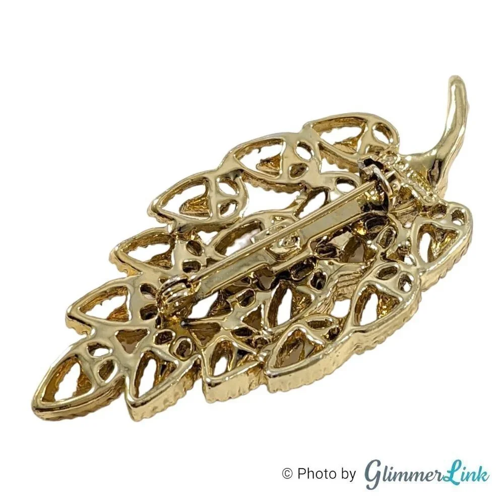 Vintage 1970s Gerry's White Enamel Leaf Gold Tone Brooch Pin